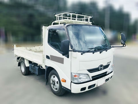 日野自動車小型トラックデュトロ平成24年